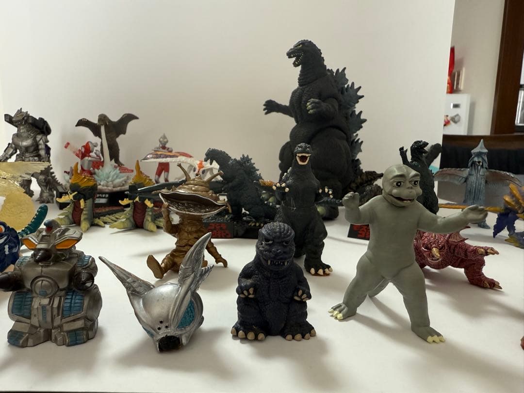 特撮 フィギュア ゴジラ、ウルトラマンなどまとめ売り