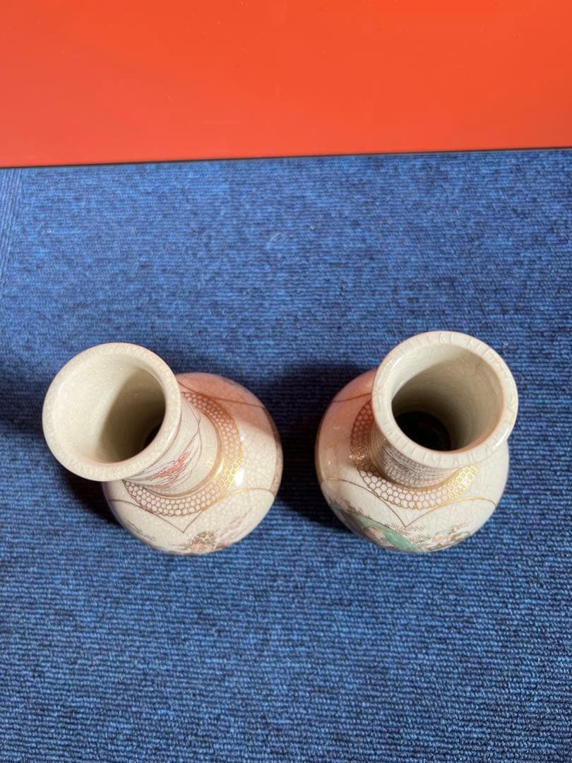 803 オールド薩摩　金彩色絵　花瓶　一対　時代物