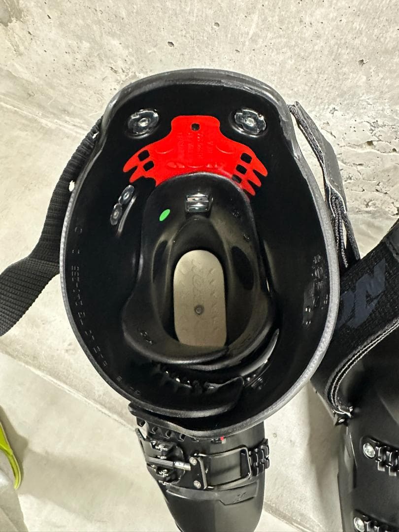 新品未使用 NORDICA Dobermann 5RD スキーブーツ 24/25