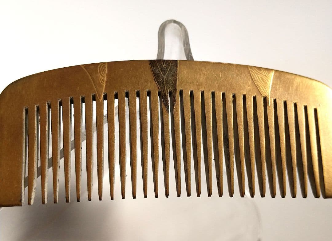 レトロ・アンティーク※鼈甲 簪・ くし・珊瑚 ・塗り 簪 くし  5点  ※