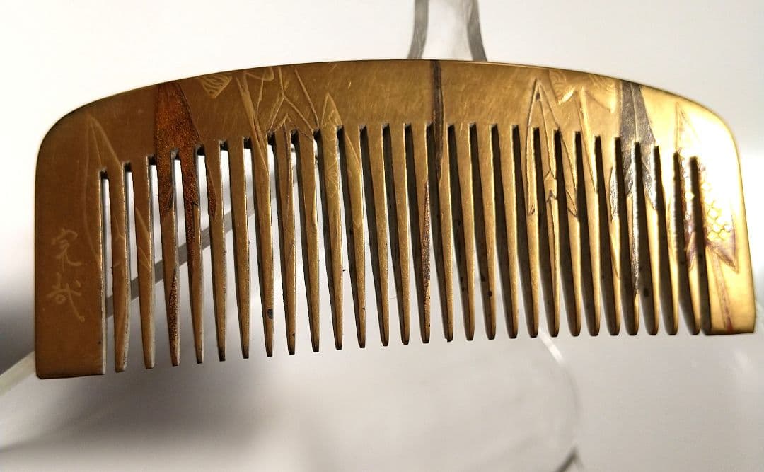レトロ・アンティーク※鼈甲 簪・ くし・珊瑚 ・塗り 簪 くし  5点  ※