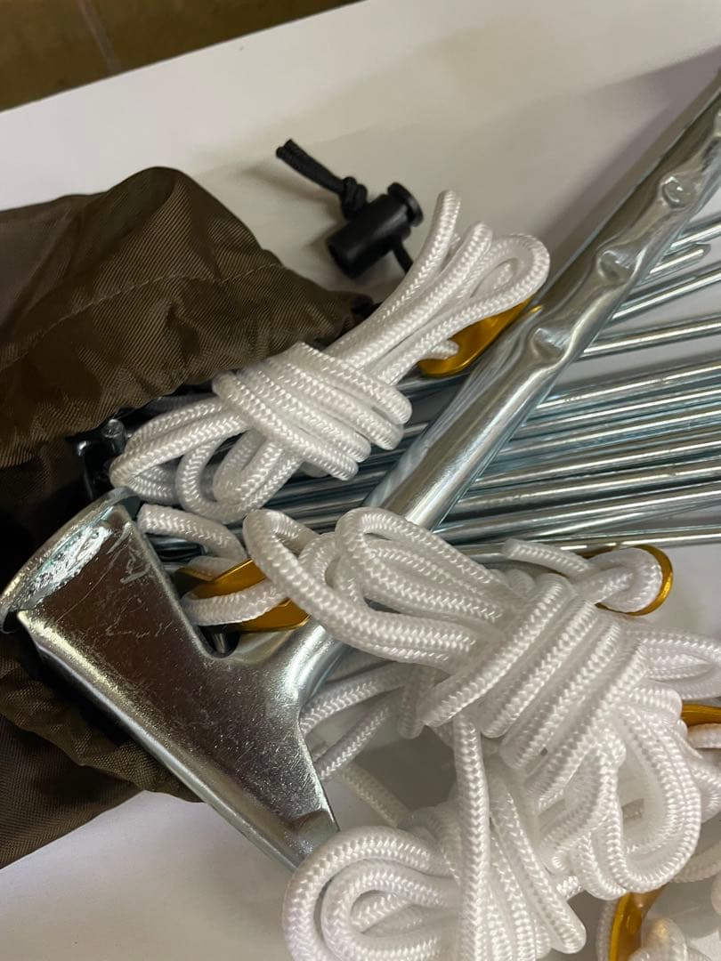 カーサイドシェルター　ストーンエイカーズ