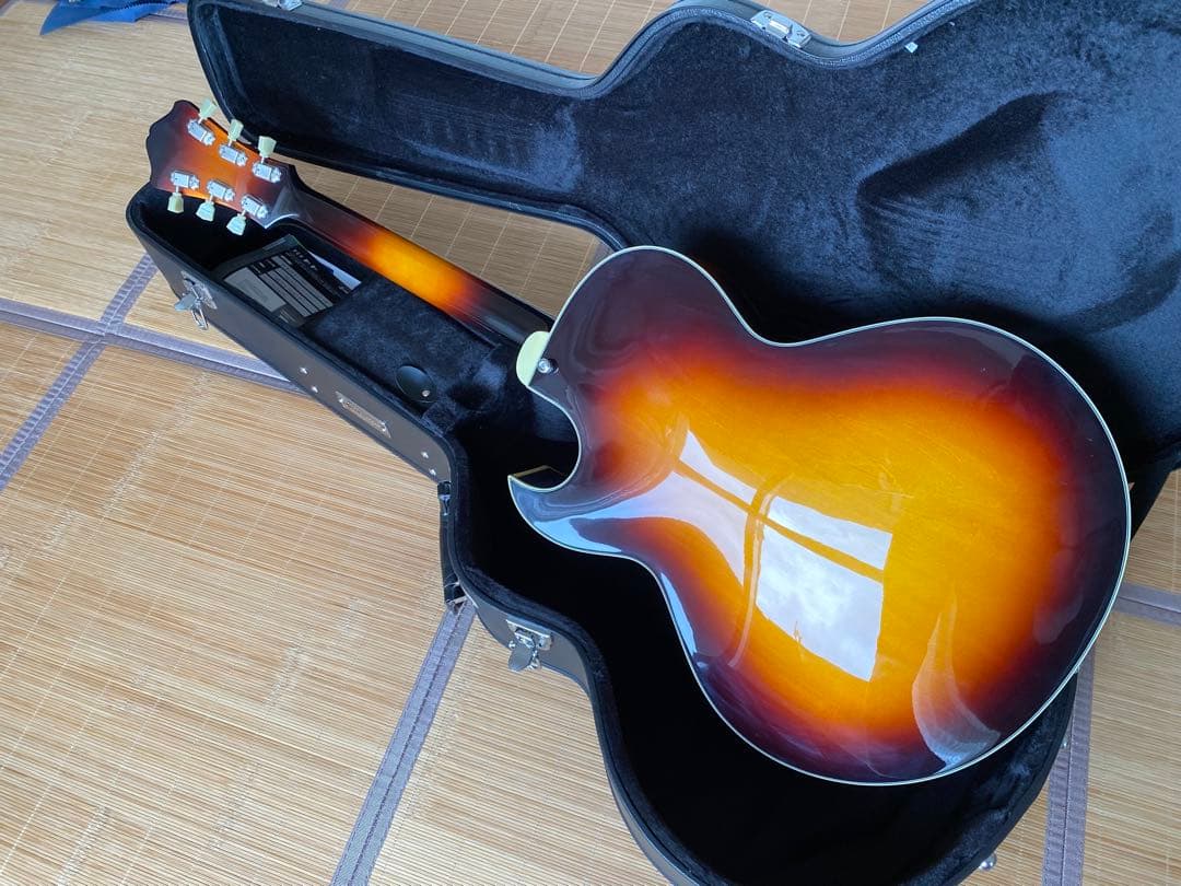 Eastman AR372CE Sunburst イーストマン　フルアコギター