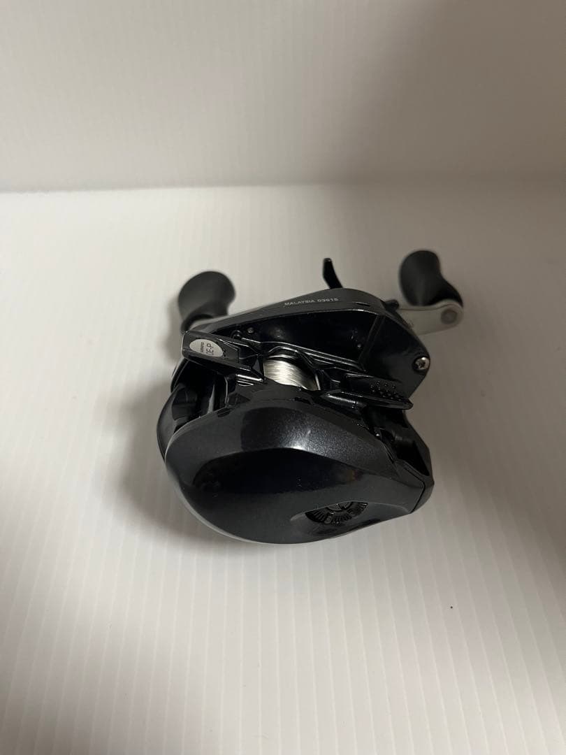 16カシータス100HG Castris ベイトリール ブラック