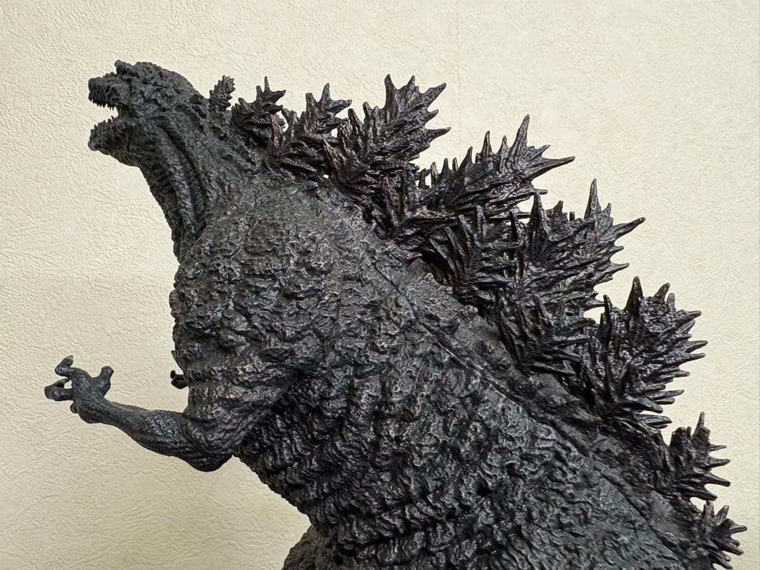 東宝30cmシリーズ　日比谷ゴジラスクエア　ゴジラ像　現状品