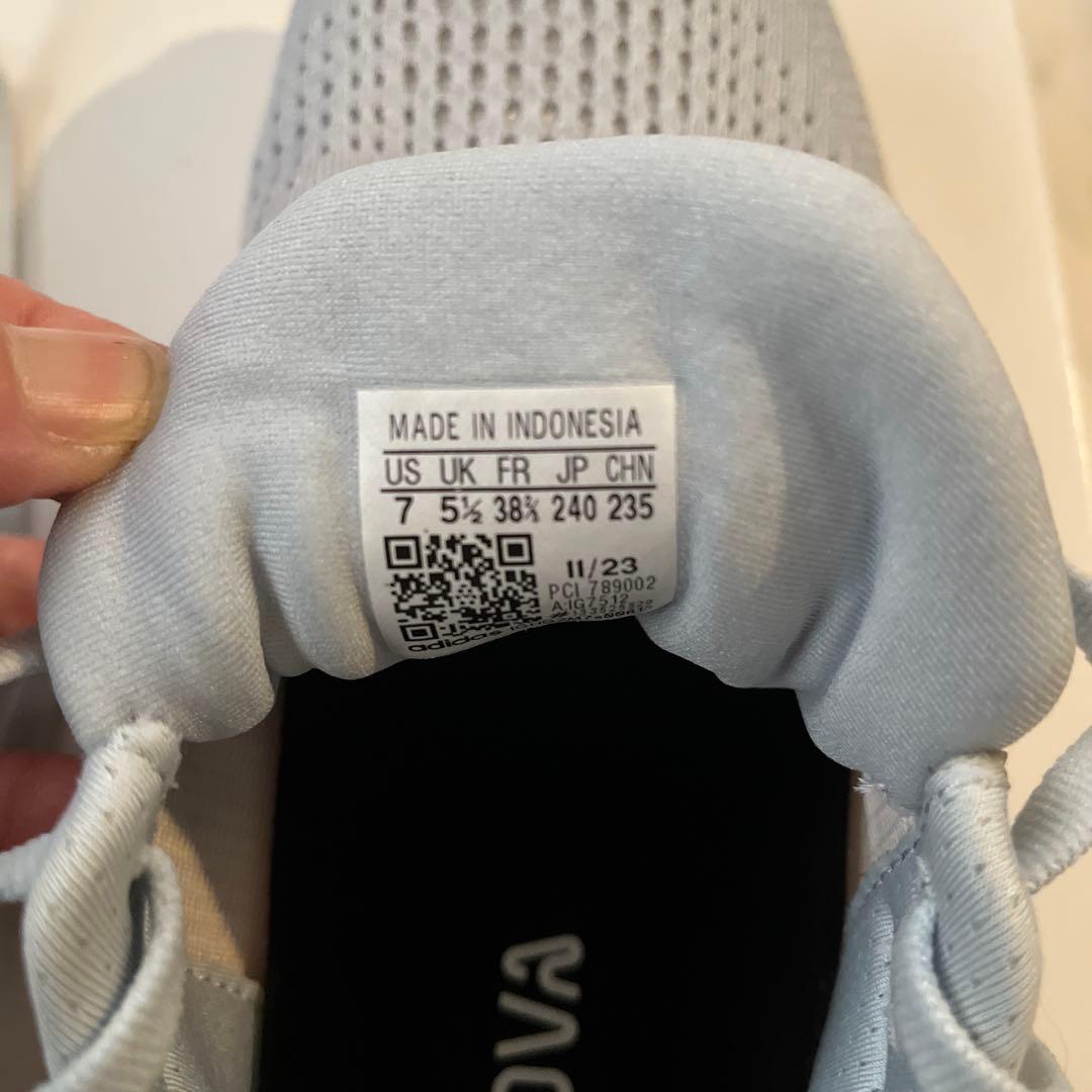 【新品】アディダス　スーパーノヴァ　ライズ　24㎝