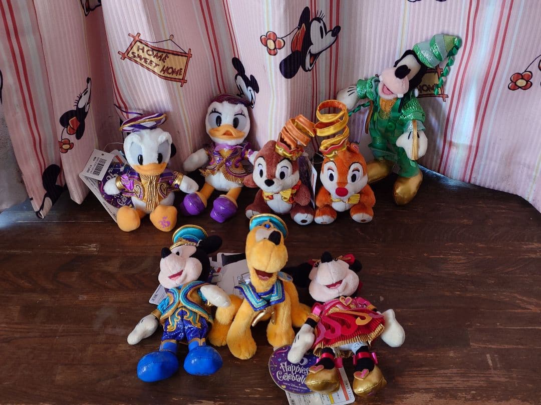 東京ディズニーリゾート35周年　ぬいぐるみバッジセット　新品　セール