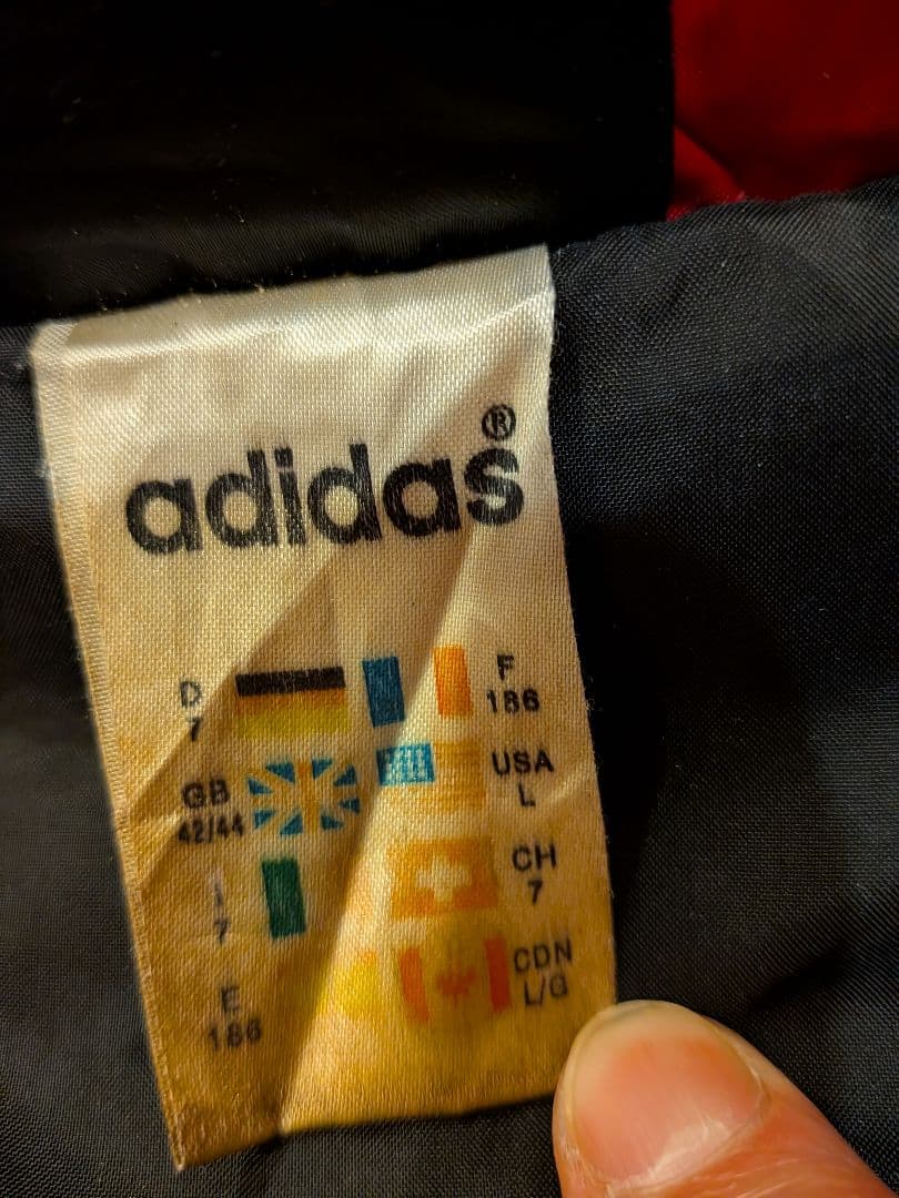 ヴィンテージadidasスタンダール・リエージュベンチコート レッド