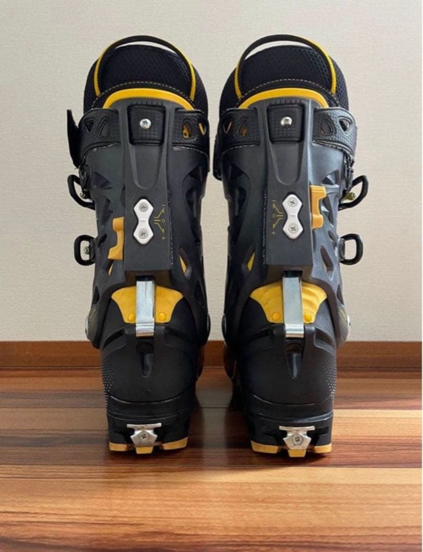 【美品】LA SPORTIVA SPECTRE27.0〜27.5cmスキーブーツ