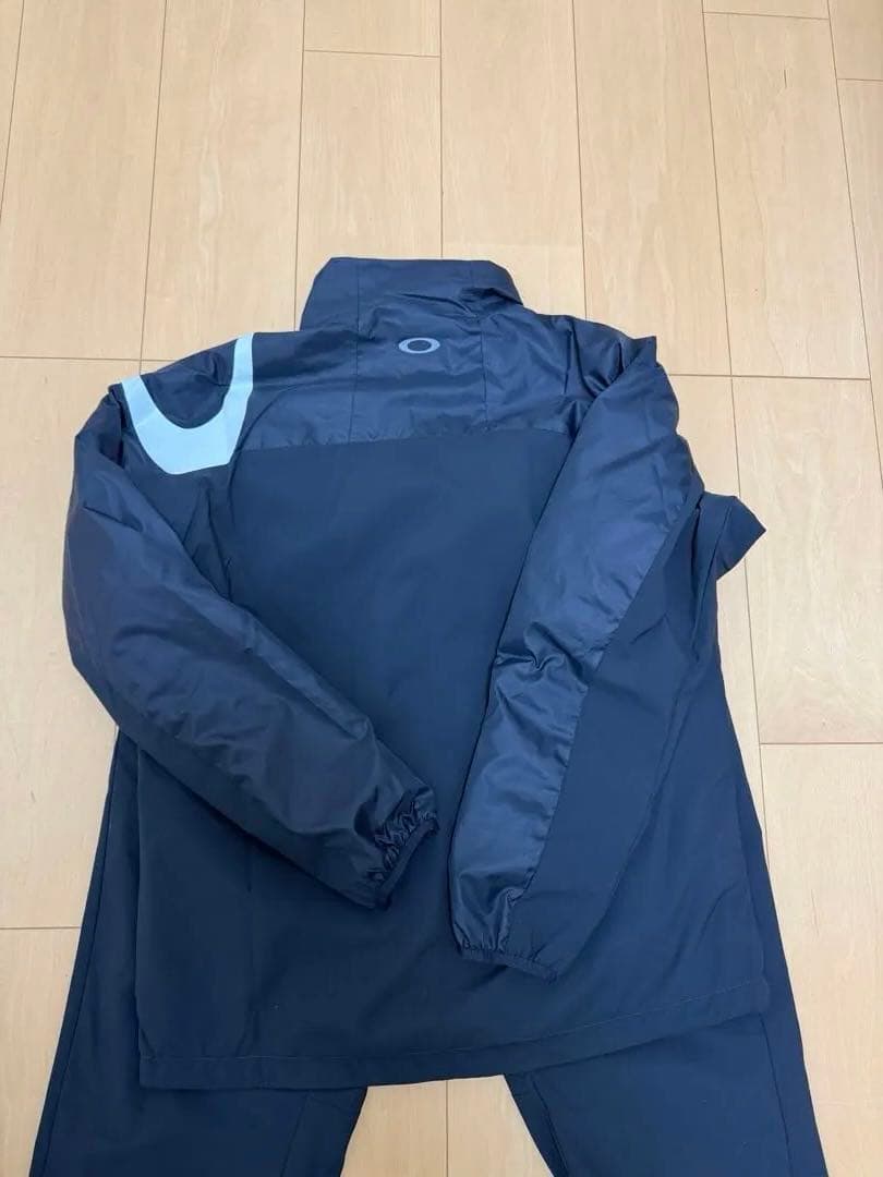 ⭐︎超美品⭐︎OAKLEY ジャージ上下セット ブラック　黒　冬用　Lサイズ