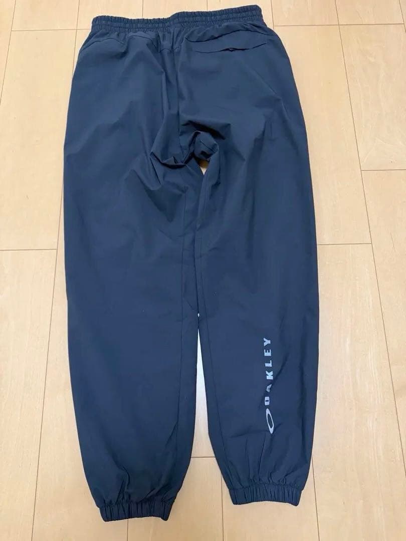 ⭐︎超美品⭐︎OAKLEY ジャージ上下セット ブラック　黒　冬用　Lサイズ
