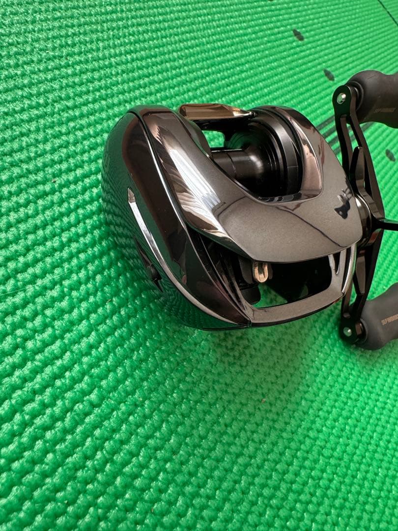 ダイワ ベイトリール 25IM Z TW 100XHL-C (左) アベイル