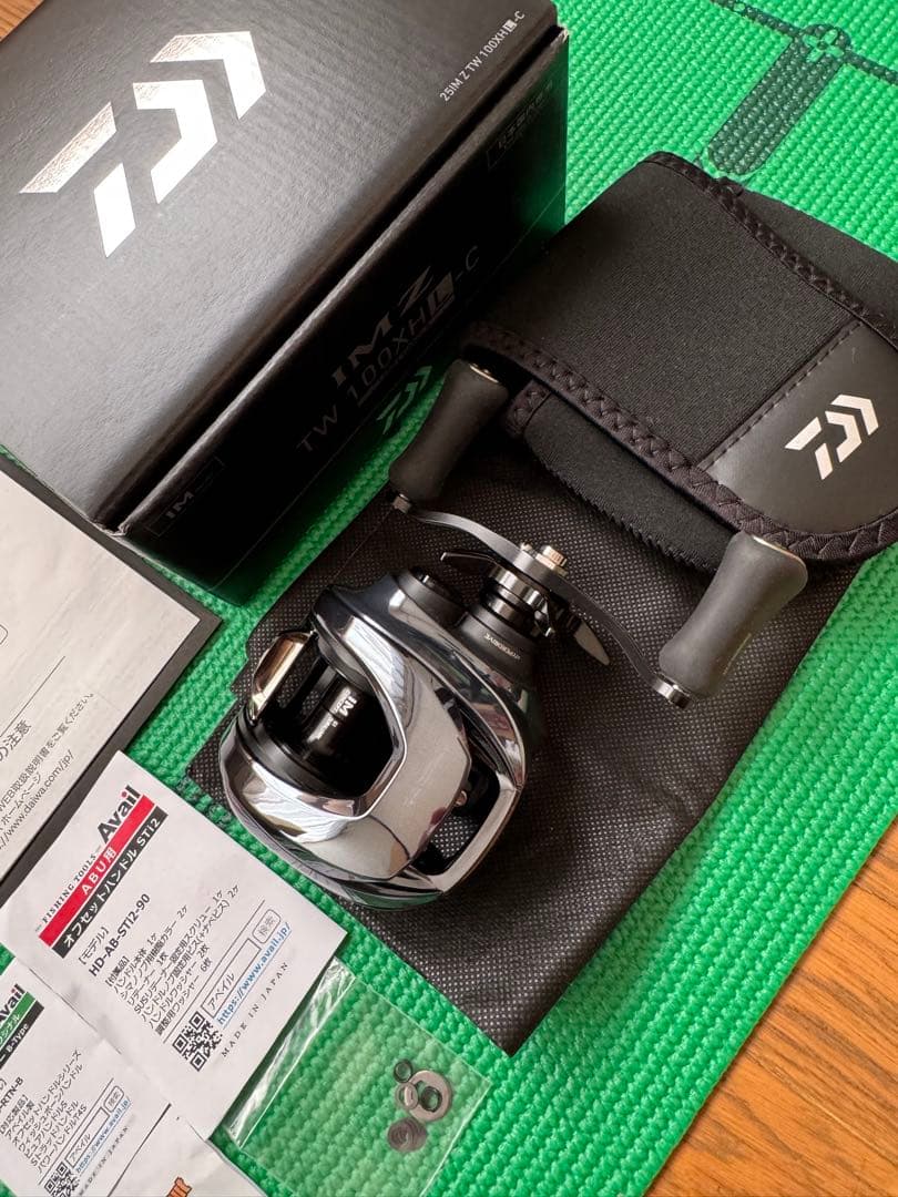 ダイワ ベイトリール 25IM Z TW 100XHL-C (左) アベイル