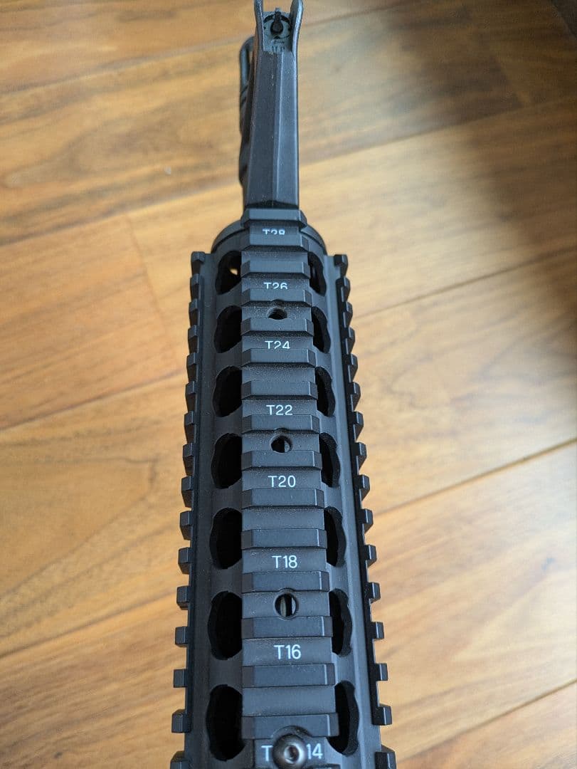 東京マルイ　次世代電動ガン　CQB-R　ブラックモデル