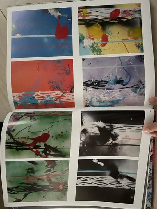 【限定700冊SN入り】FUTURAxOFF-WHITE