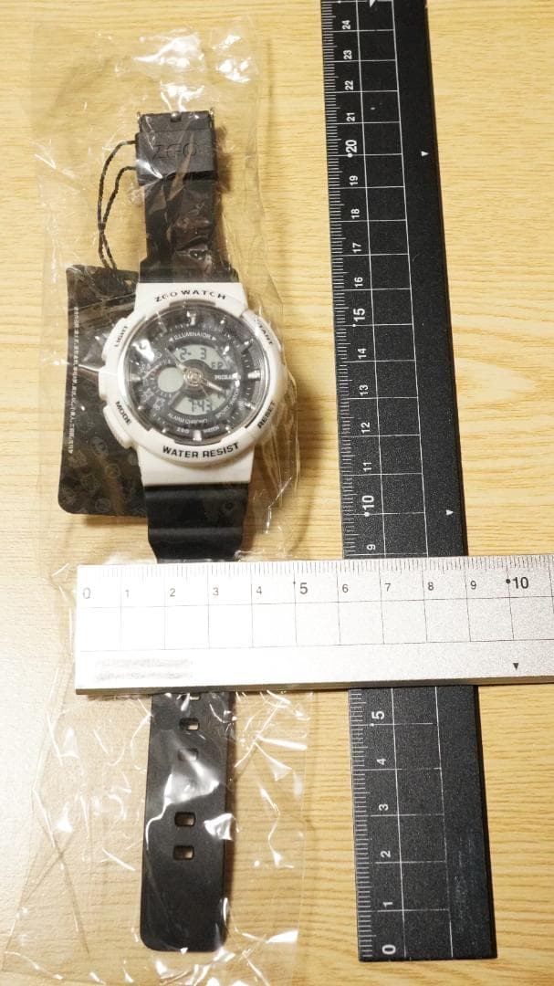 ポチャッコ ブラック黒 Gショック風 サンリオ 腕時計 限定 海外 コラボ