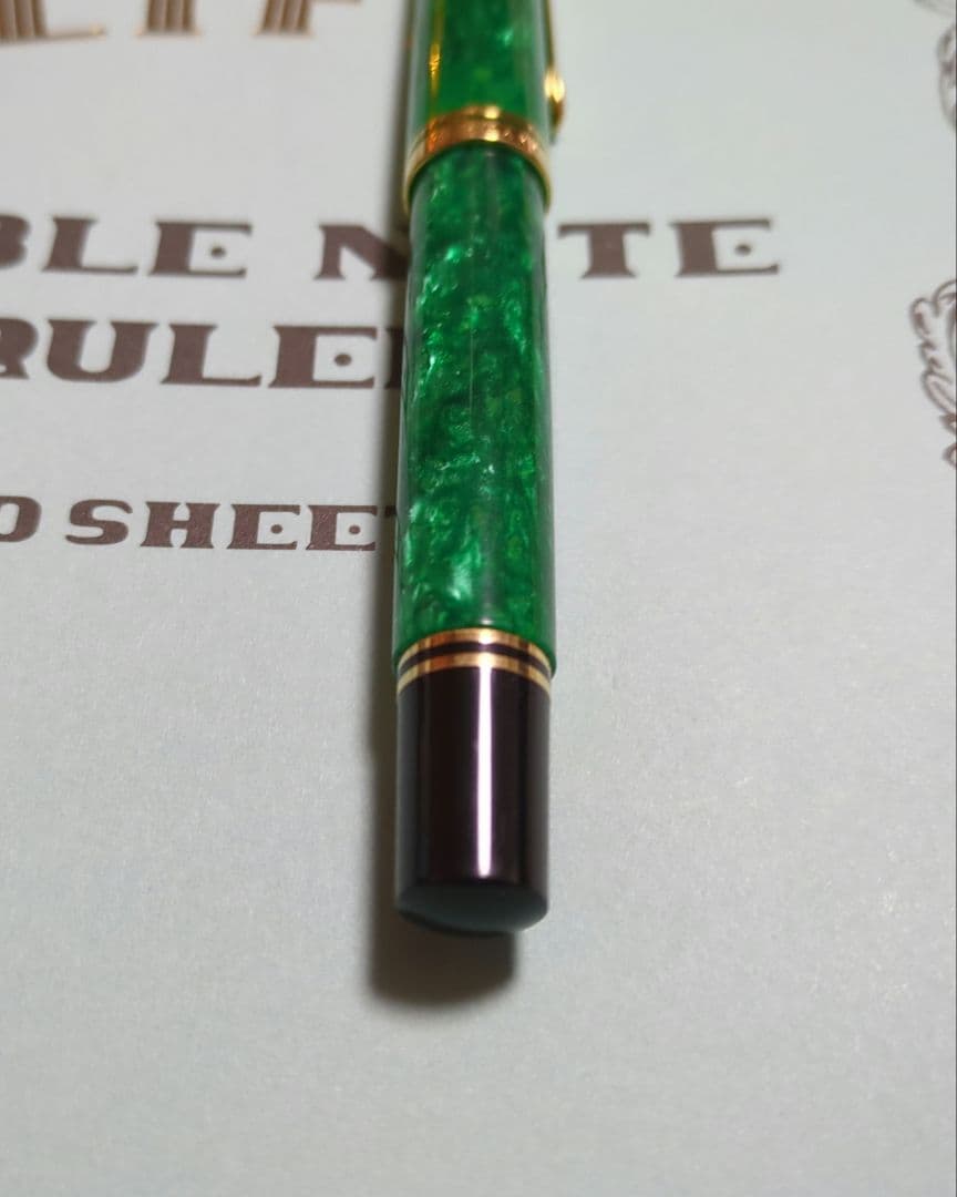 Pelikan ヴァイブラントグリーン　M600 小太刀研ぎ