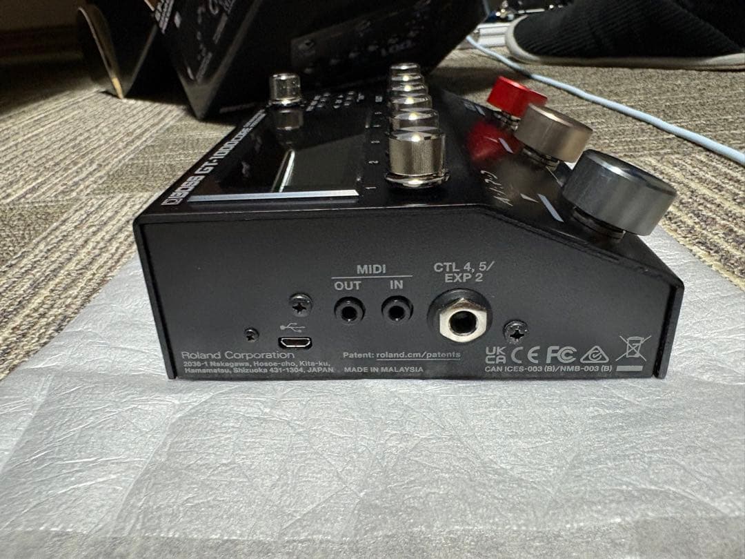 タイムセール　BOSS GT-1000 core ほぼ新品 マルチエフェクター