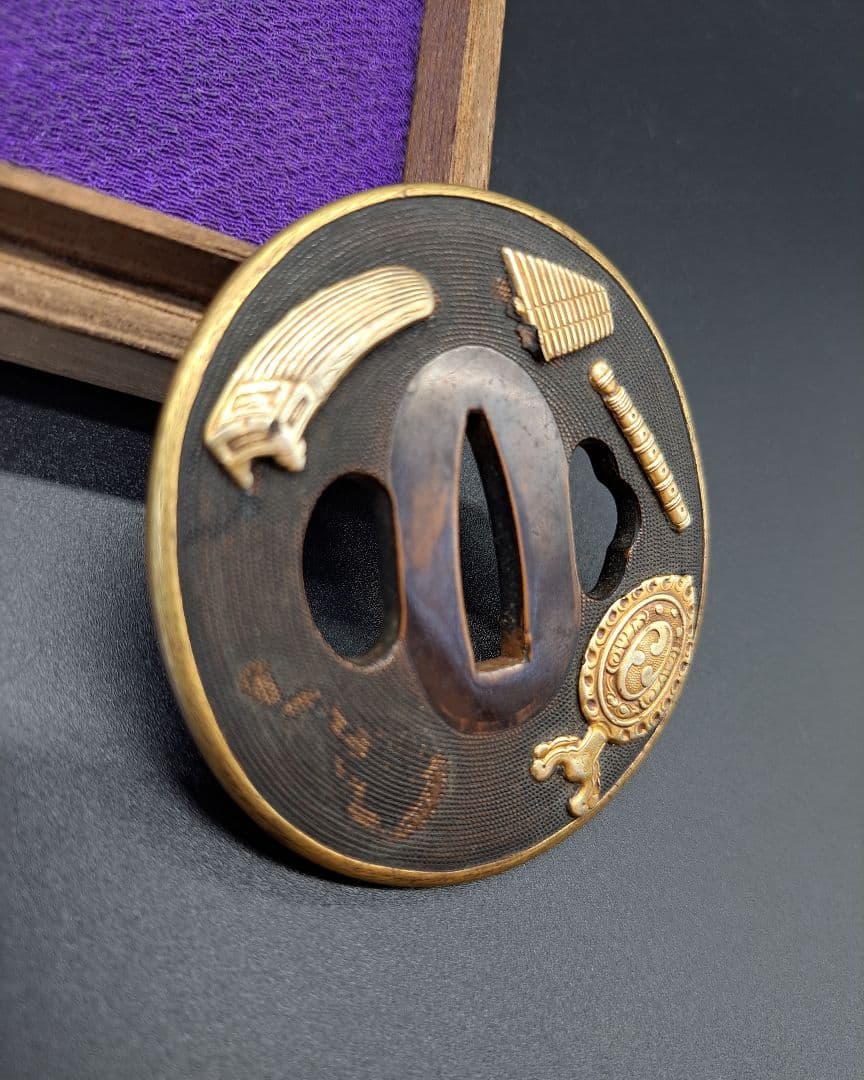 赤銅魚々子地金覆輪和楽器鍔 鐔 日本刀 刀 刀装具 時代物 真剣 居合 古美術