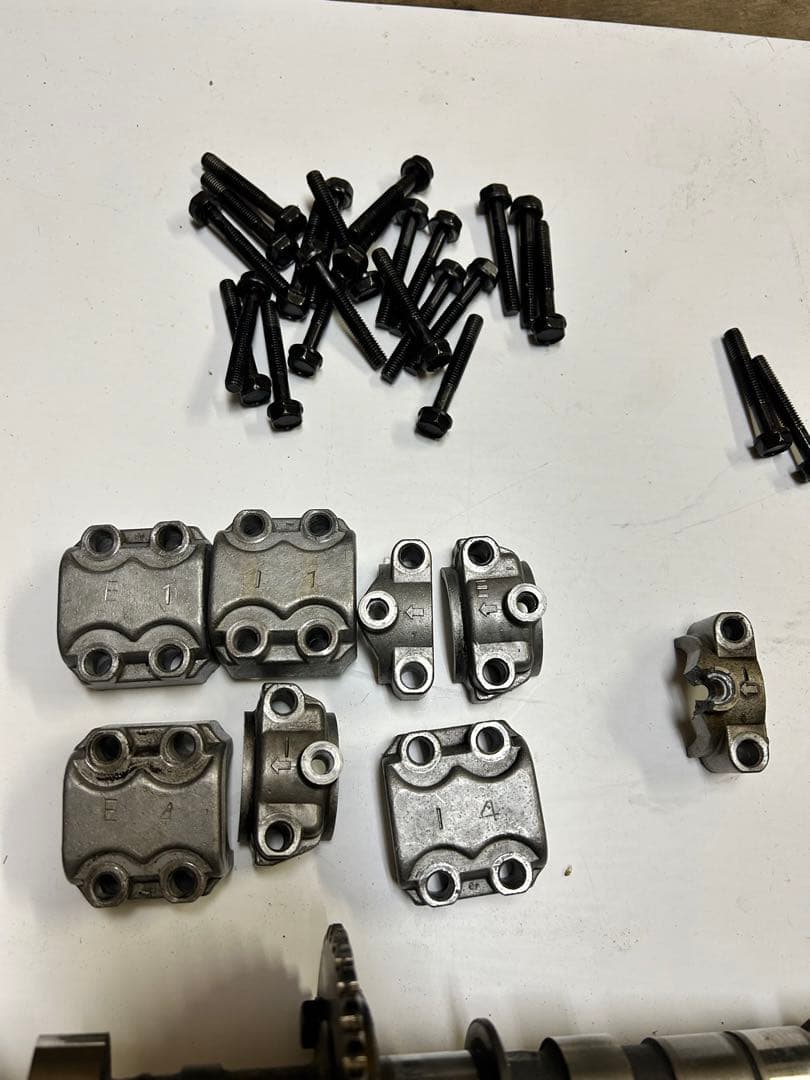 XJ400 ヘッドカバー　カムシャフトセット