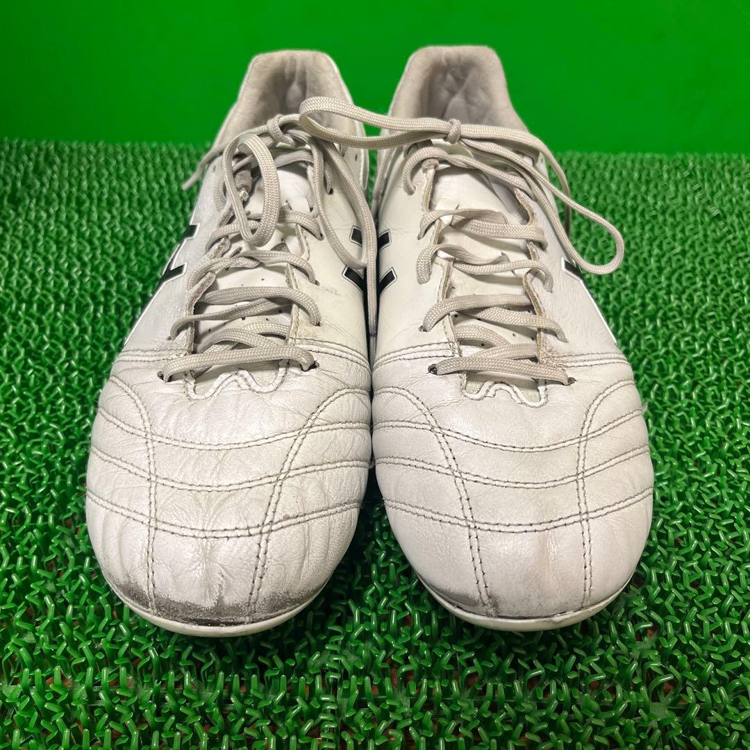 アシックス サッカースパイク DS LIGHT PRO(ホワイト×ブラック)