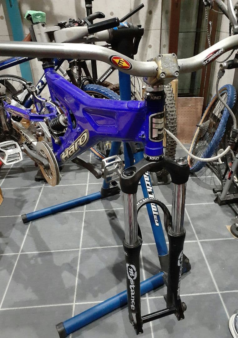 Haro × INTENSE TAZER フレーム