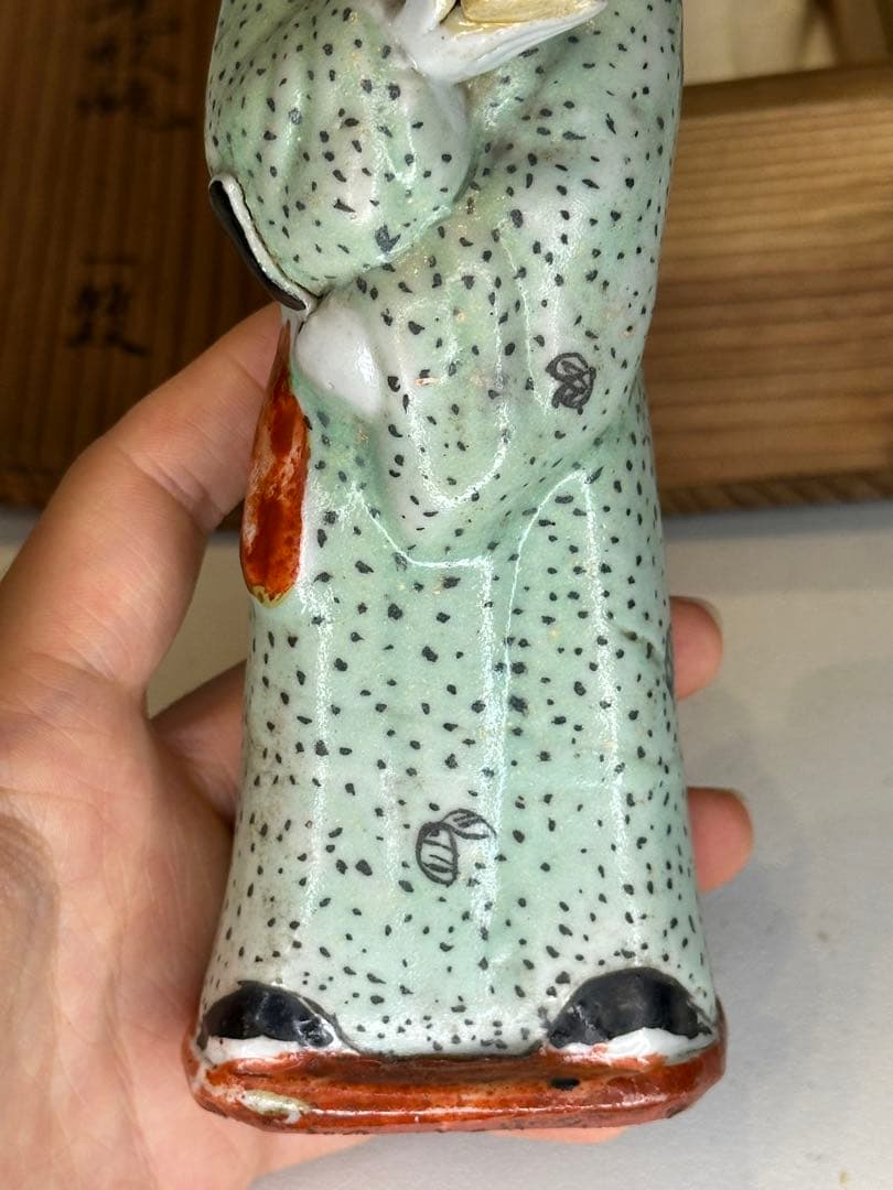 中国美術 清時代 粉彩 人物置物 共箱付 火漆封印有 骨董品 古陶磁