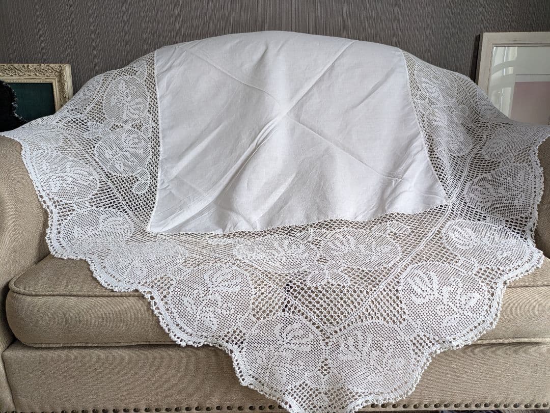 アンティークレース編みテーブルクロス 花模様