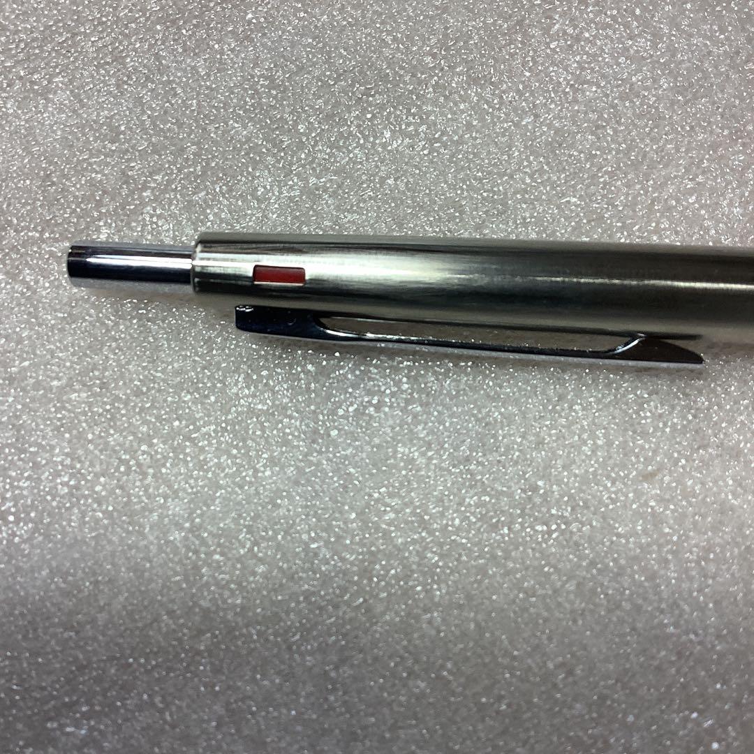 PILOT ボールペン シルバー 振り子式　多色(4色)インク