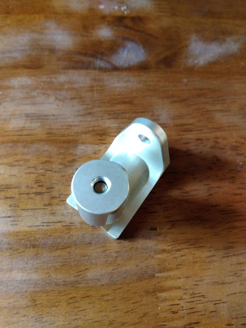 801製作所　フロントブレーキ台座(700C用)　中古品