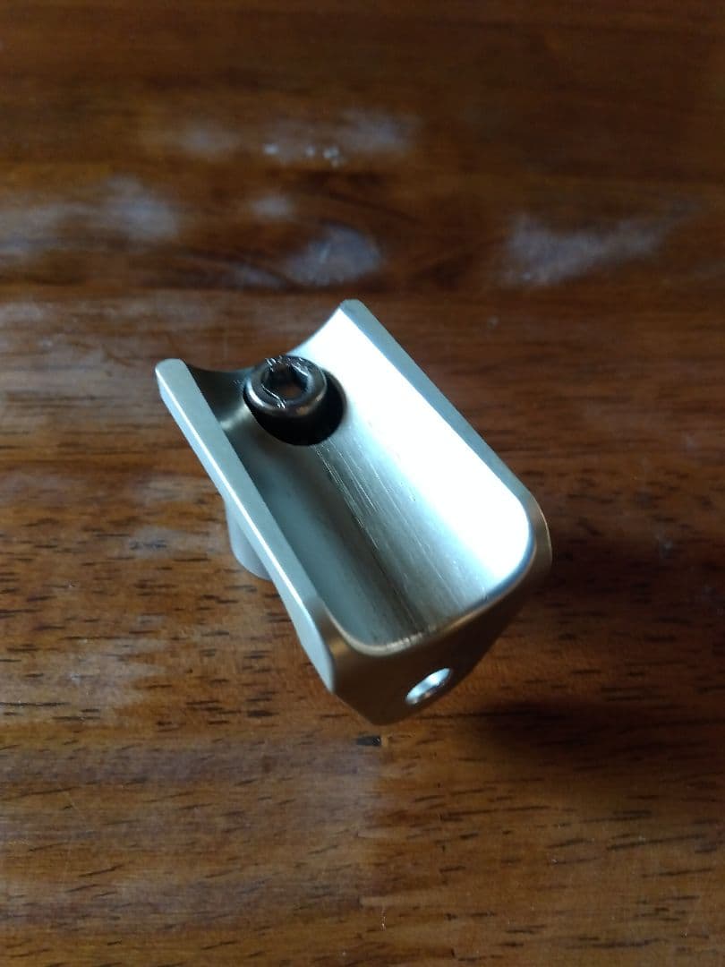 801製作所　フロントブレーキ台座(700C用)　中古品