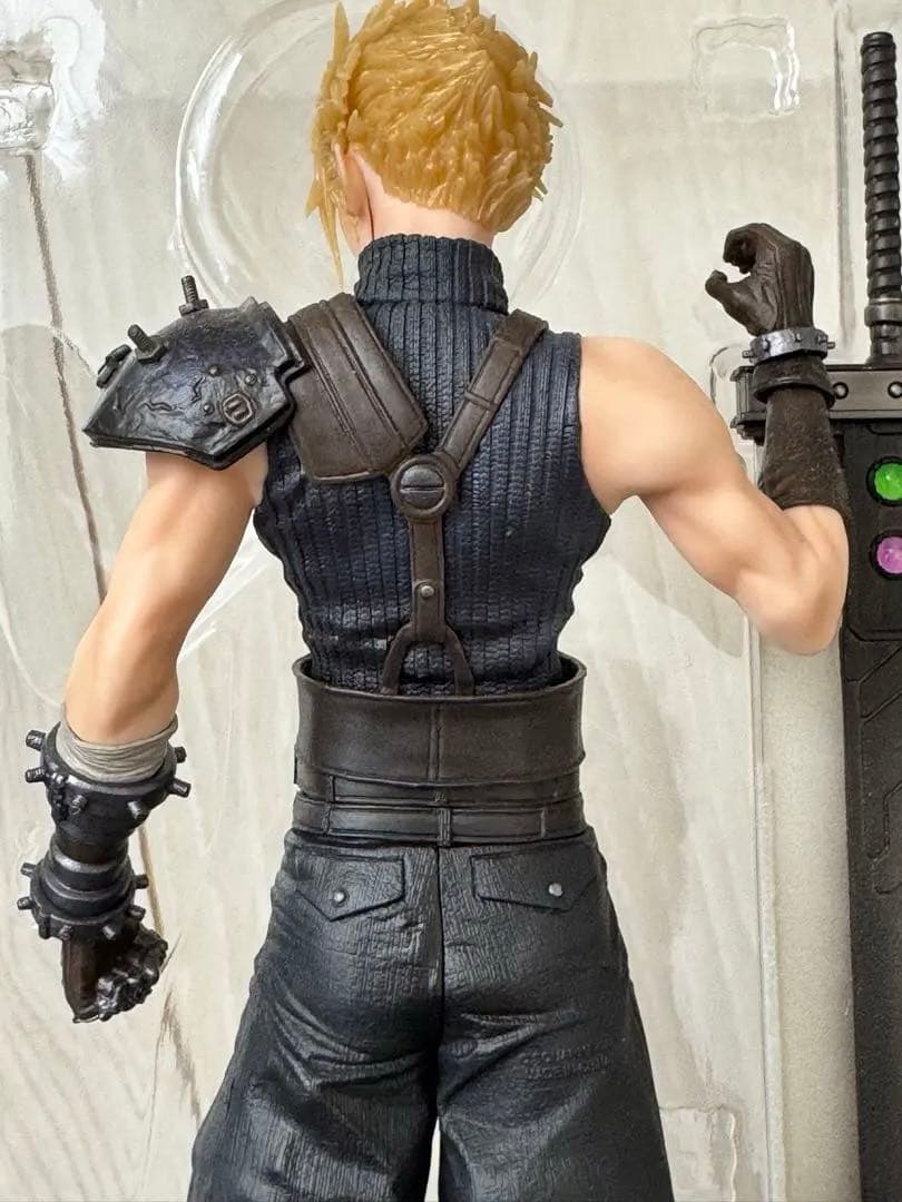 クラウド フィギュア スタティックアーツ ファイナルファンタジー FF7