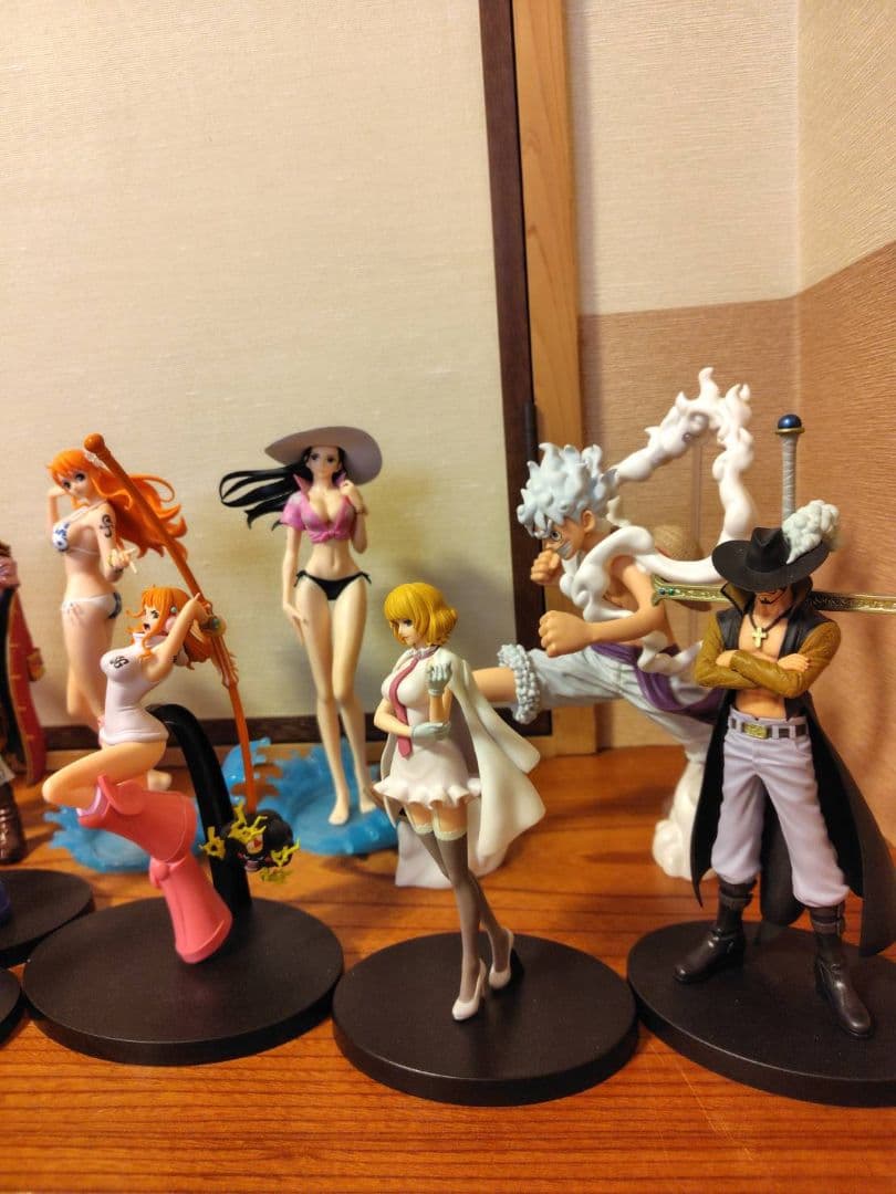 ワンピースなどフィギュアコレクション