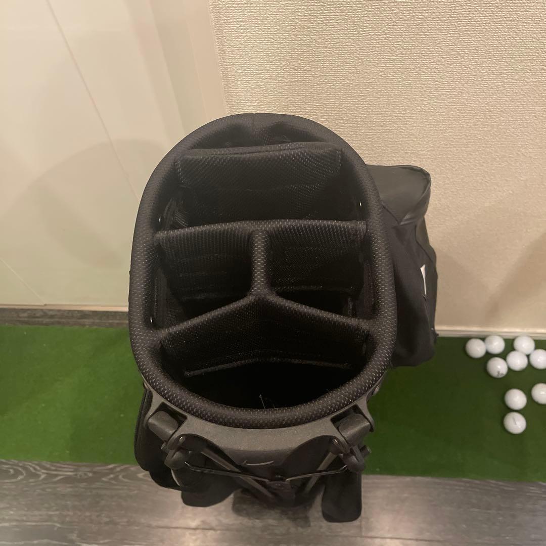 Nike ブラック スタンド式キャディバッグ