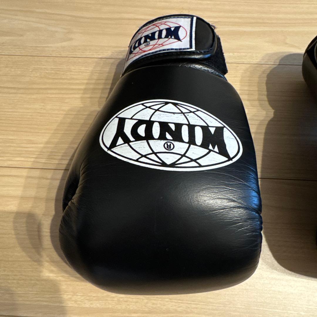 WINDY ボクシンググローブ 10 oz ブラック