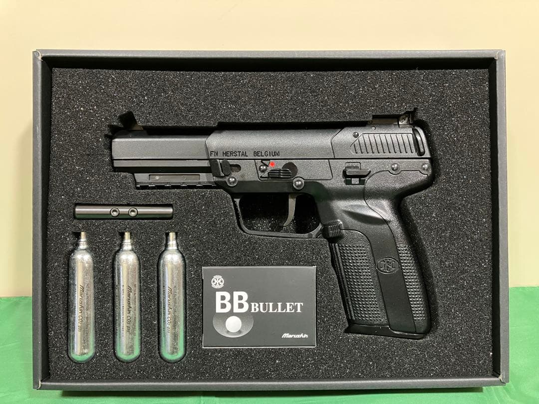 【中古品】マルシン　ファイブセブン　ガスガン　（日本製）