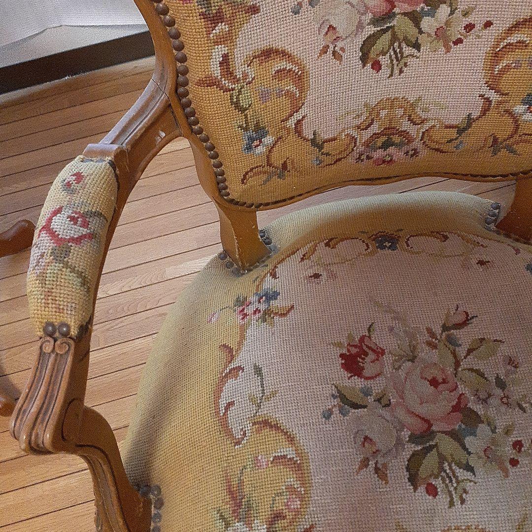 お値下げしました　フランス　アンティークプチポワンチェア