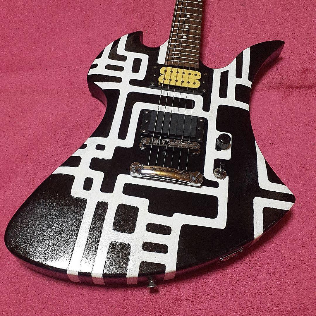 【良品】Gラインペイント・hide/布袋モデル。モッキンバードエレキギター。