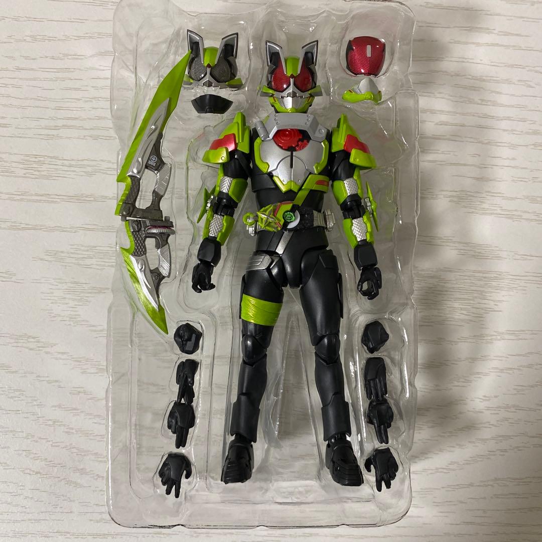 SHフィギュアアーツ 仮面ライダーギーツ タイクーン バッファ ナーゴ