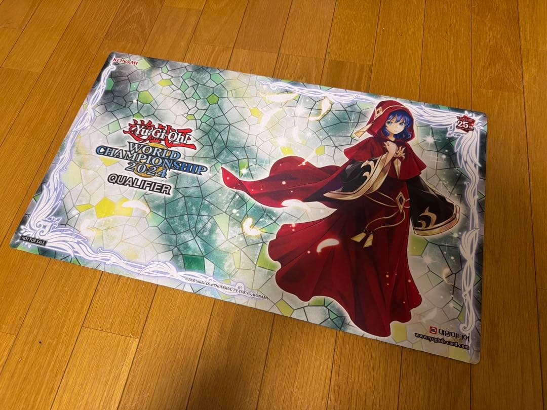遊戯王 粛声の祈り手ロー 韓国 WCQ2024 韓国 プレイマット 美品