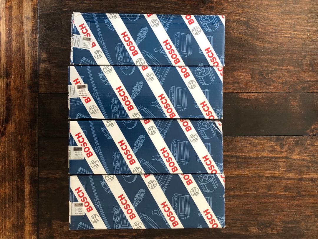 アウディ A4 8K イグニションコイル 4個セットBOSCH（純正OEM）