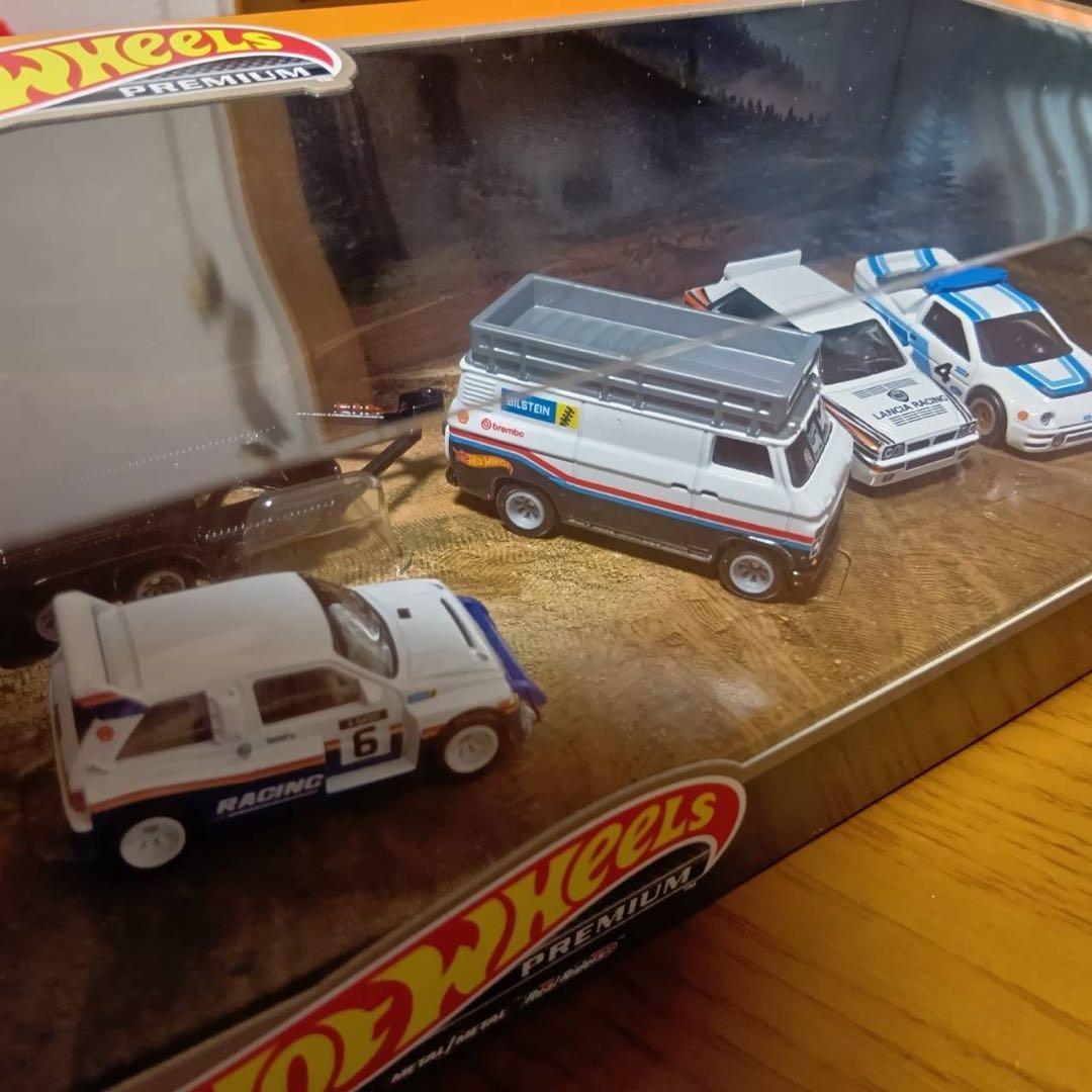 ホットウィール　プレミアム　4台セット 1/64