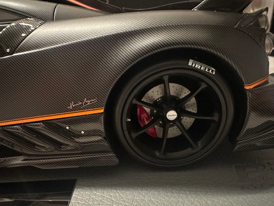 完売品 BBR 1/18 パガーニ イモラ マットブラックカーボン ミニカー