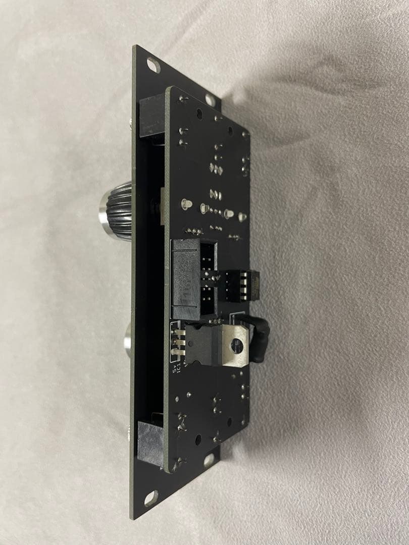 鍵盤楽器 error instruments cinematic drone