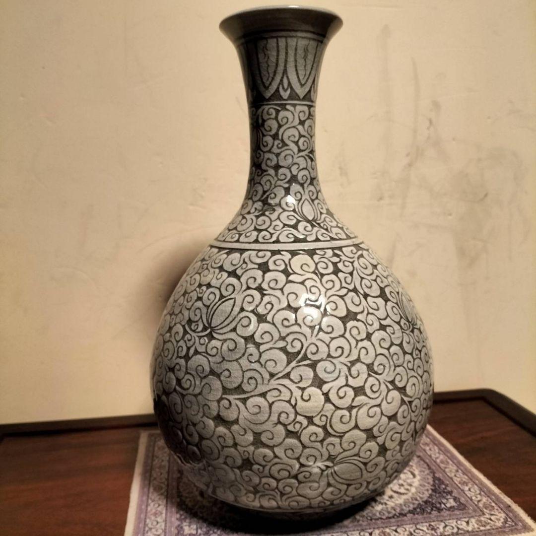 朝鮮美術　高麗　粉青沙器　三島牡丹唐草模様　花瓶