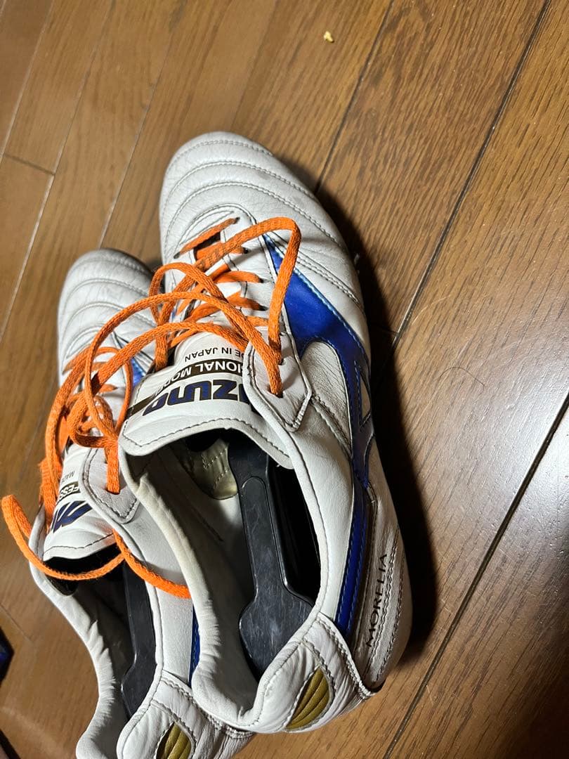 Mizuno サッカーシューズ ホワイト26.5cmオレンジ シューズキーパー付