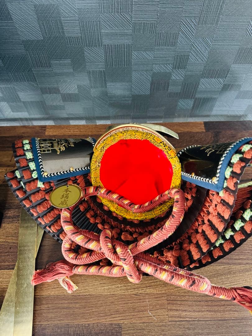 秀鳳作 鎧兜 兜飾り かぶと 五月人形 鎧 甲冑 置物 美術品 日本 伝統