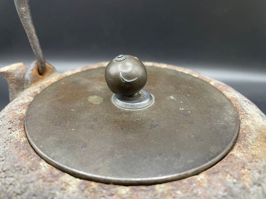 【経年品】雲色銅造 京鉄瓶 象眼 取手象眼 銀象眼 象嵌　岩肌 急須