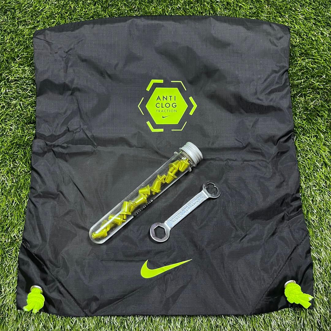 NIKE Hyper Venom Phantom Ⅱ SG-PRO AC