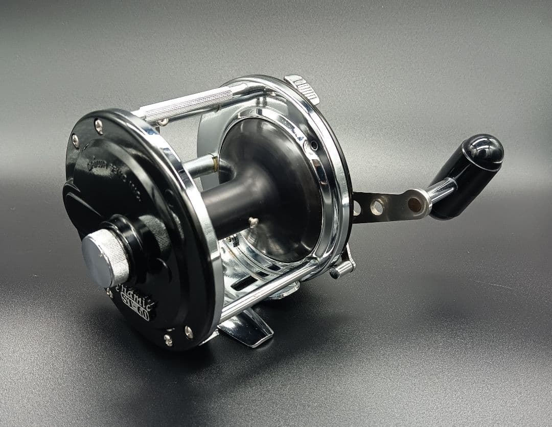 Dynamic ST-60 両軸リール